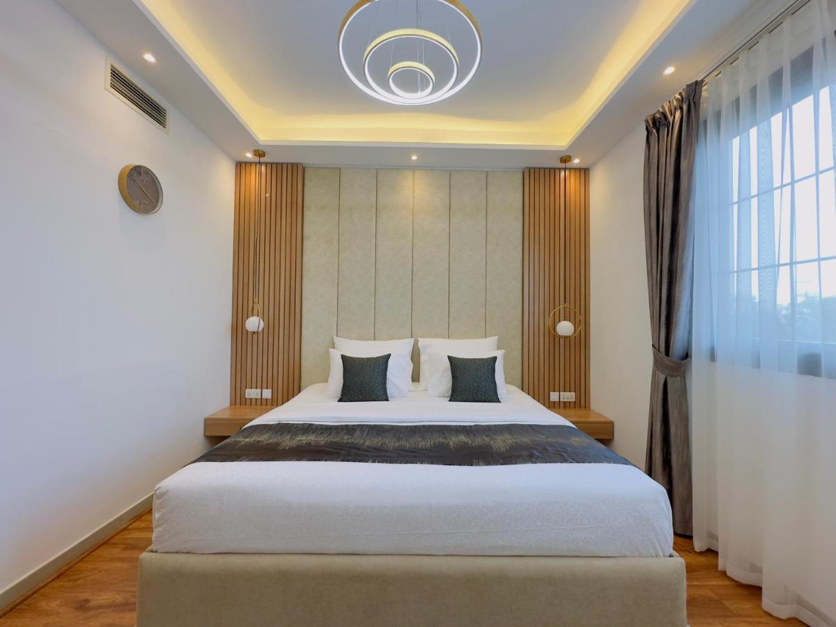 Goodwood Suites Homes Vacation Дубай Екстериор снимка